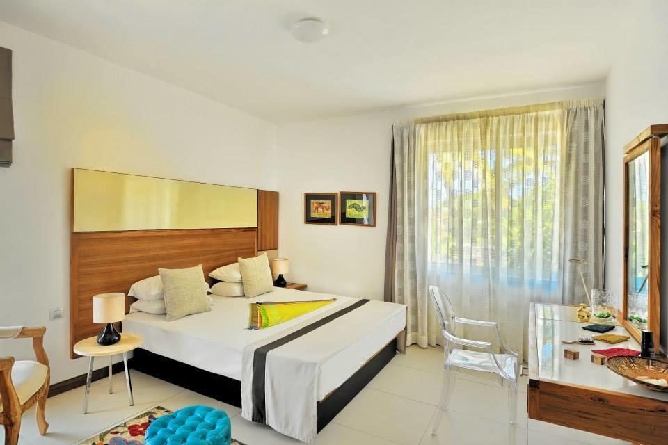 So Beach Villa In Situ Roches Noires 외부 사진